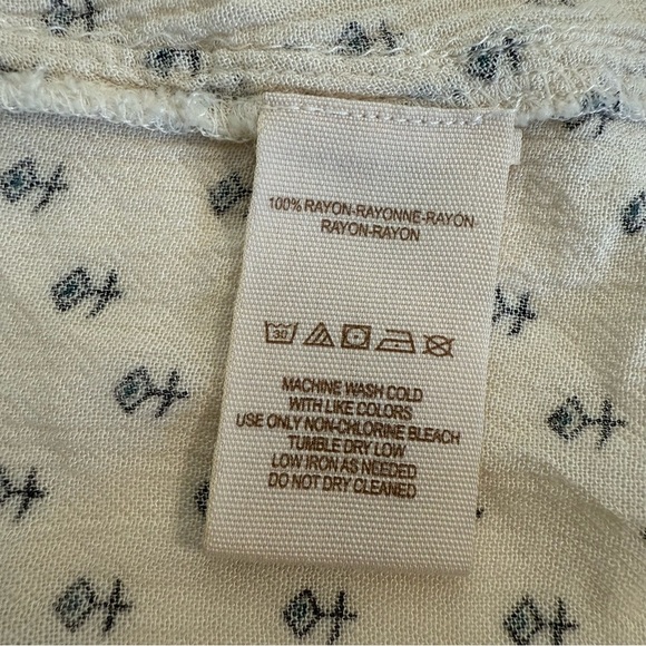 Free People Cream Navy Lightweight Long Sleeve Split Neck Tunic Shirt Top Size S - Picture 11 of 13